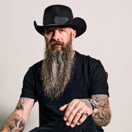 How Tall Is Cody Jinks